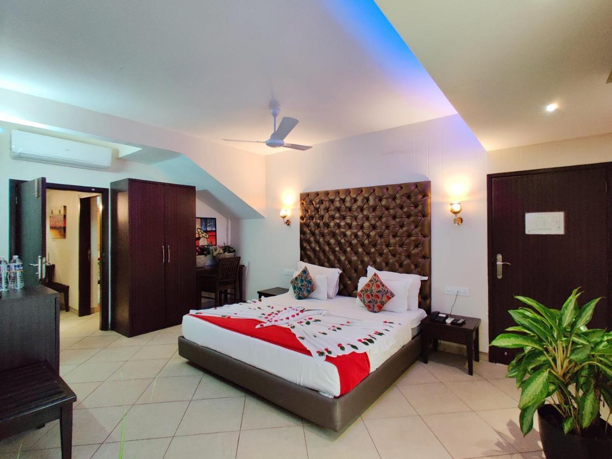 Misty Meadows, Lonavala Hotel ภายนอก รูปภาพ